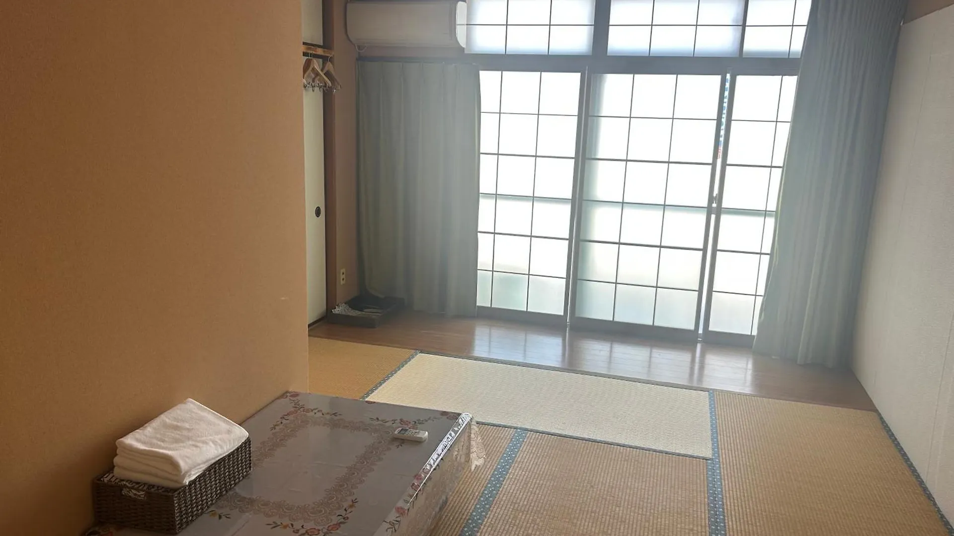 ビジネスホテルなかやま 名古屋市 2*,  日本